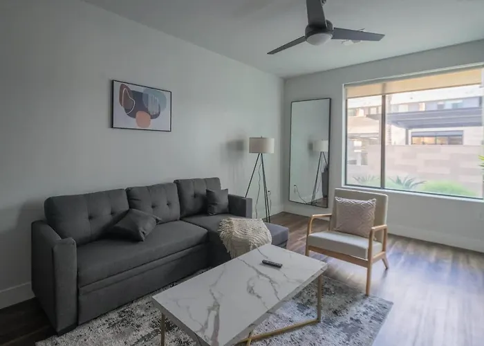 Modern 1bd - Pool, Gym, Parking, W-d - Sleeps 4 Tempe